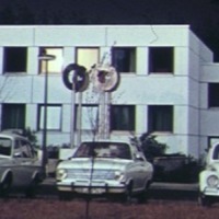 Schulgebäude im Bremer Weg 164 im Jahre 1975